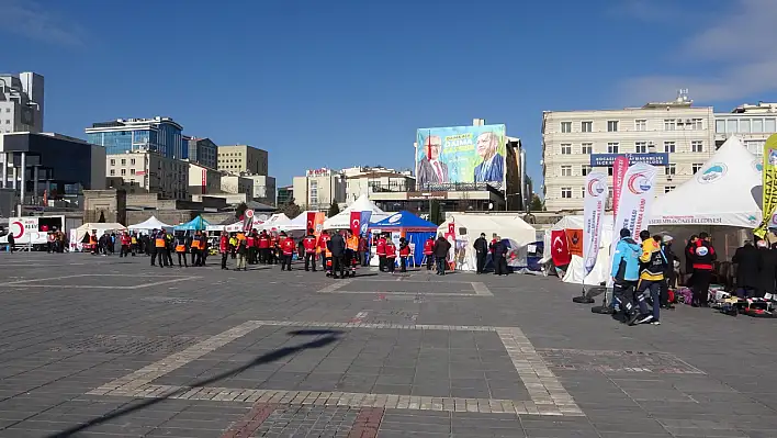 Cumhuriyet Meydanı'nda farkındalık çalışması!