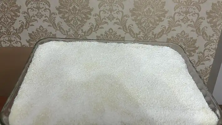 Davet sofralarına muhteşem lezzet - Pamuk prenses pastası