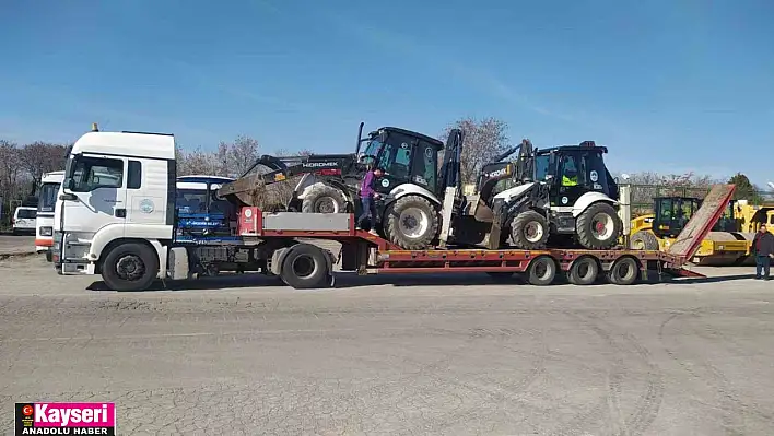 Deprem bölgesine 10 konteyner ev ve 2 iş makinesi kepçe daha