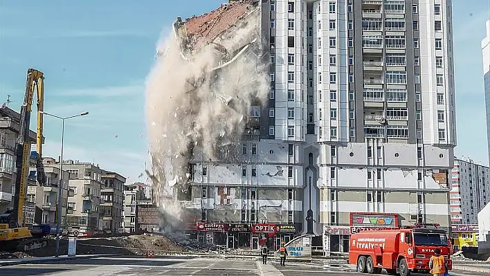 Deprem sonrası Kayseri dahil 18 ile büyük destek geliyor!