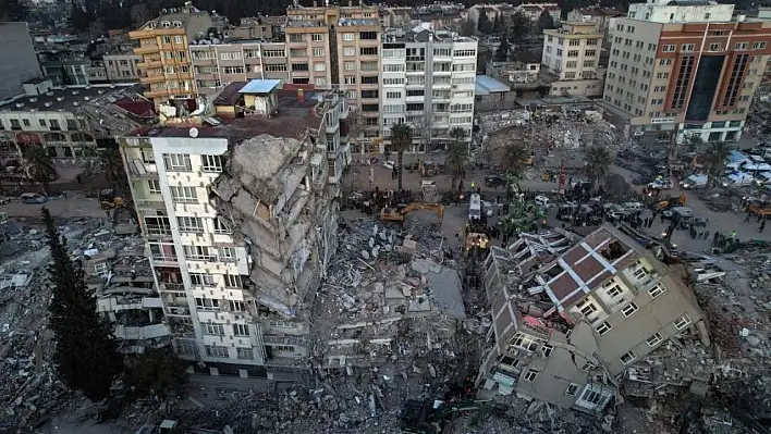 Deprem Travmatik Etkisini Bir Yıl Sonra da Koruyor!