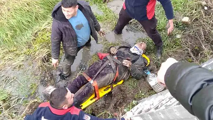 Direksiyon Hakimiyetini Kaybetti, Dereye Düştü