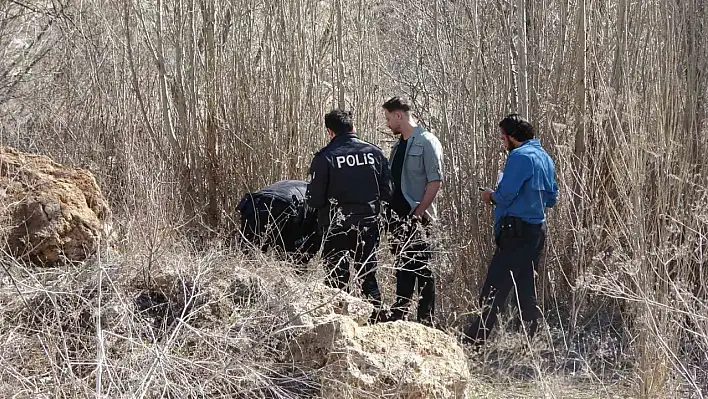 Vatandaşlar dere yatağında RPG-7 mühimmatı buldu!