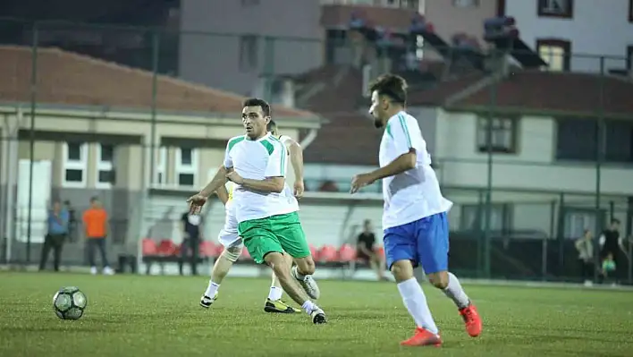 Develi'de futbol turnuvasına yoğun ilgi