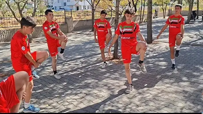 Develi'de spor lisesinden Filistin'e anlamlı destek