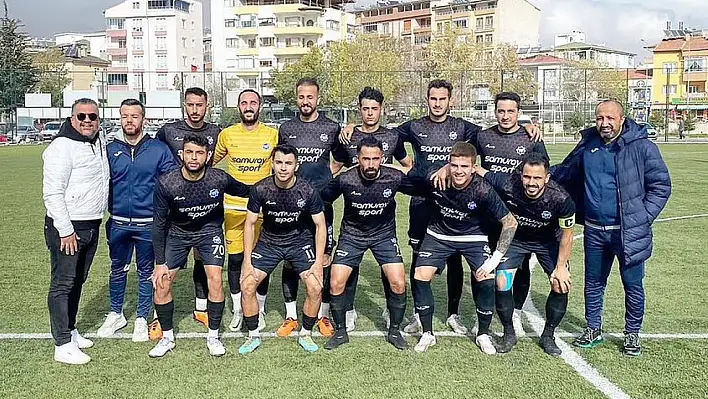 Develigücü:1 - Rüstempaşaspor: 1