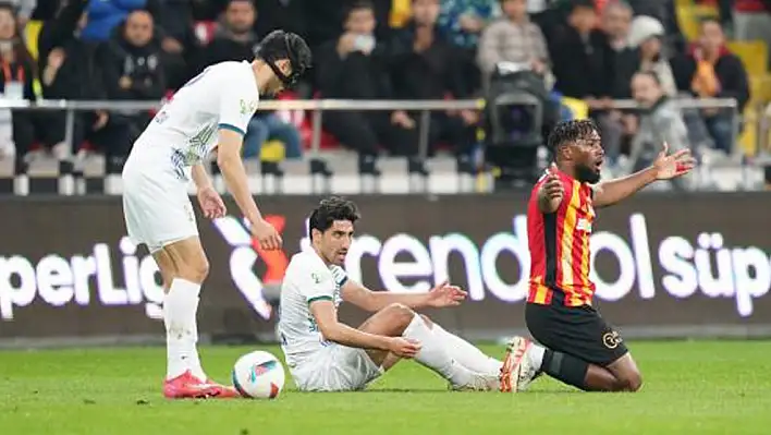 Kayserispor'da Duckens Nazon cezalı! Alanyaspor maçında yok