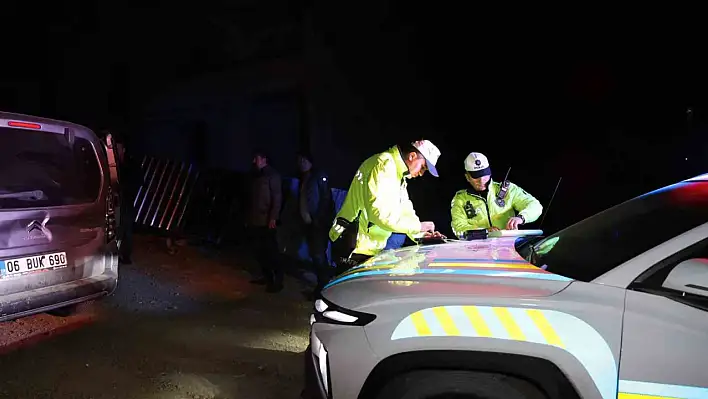 Ehliyetsiz ve Alkollü Sürücü Çıkmaz Sokakta Yakalandı