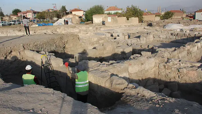 Dursun, '7 bin yıllık tarihe ulaşıyoruz'