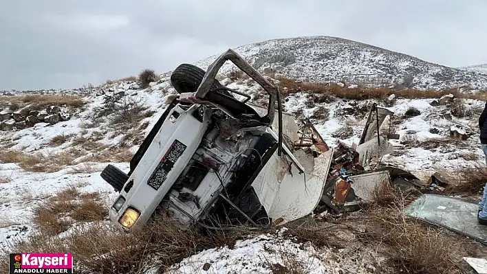 Erciyes yolunda trafik kazası araç hurdaya döndü: 1 ağır yaralı