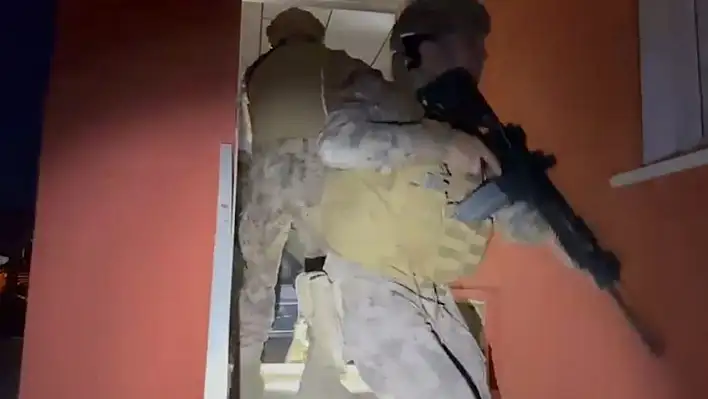 Edirne'de uyuşturucu operasyonu: 8 şüpheli yakalandı!