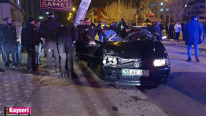 Tıra arkadan çarptı, arkadaşının cansız bedeni ile yola devam etti