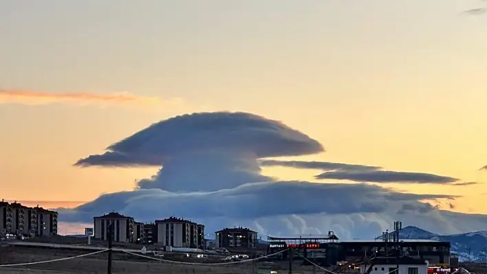 Elazığ'da nadir doğa olayı!