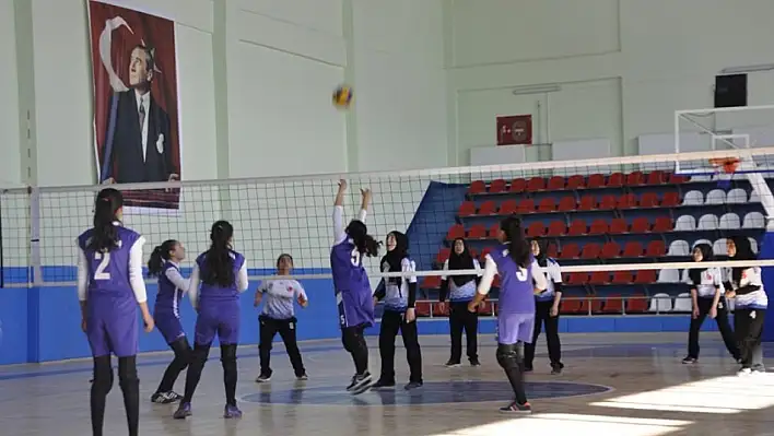 'En havalı voleybol turnuvası' için kayıtlar başladı!