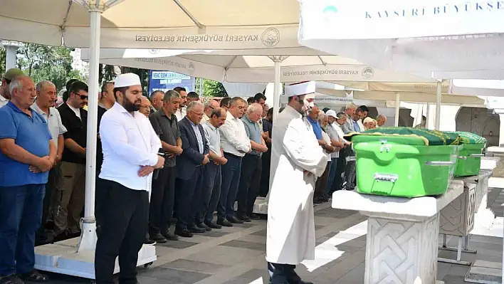 Erciyes Dağı'nda ölü bulunan çift toprağa verildi