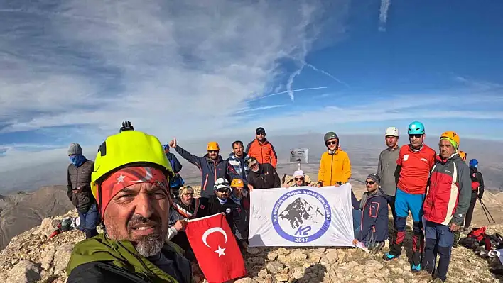 Cumhuriyetin 100. yılında Erciyes'e tırmanacaklar