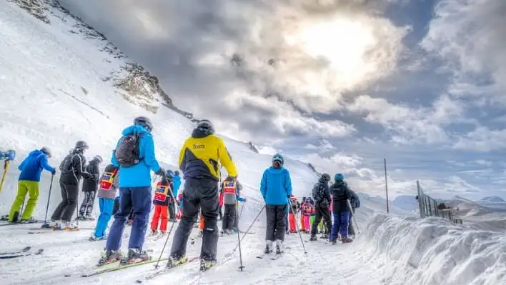 Erciyes Kayak Merkezi gurbetçilerin akınına uğruyor!