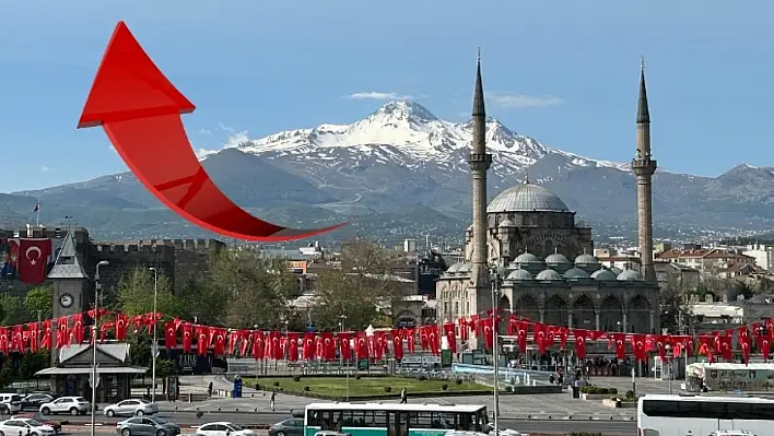 Erciyes'te beyaz örtü her geçen gün daha da yukarı çekiliyor!