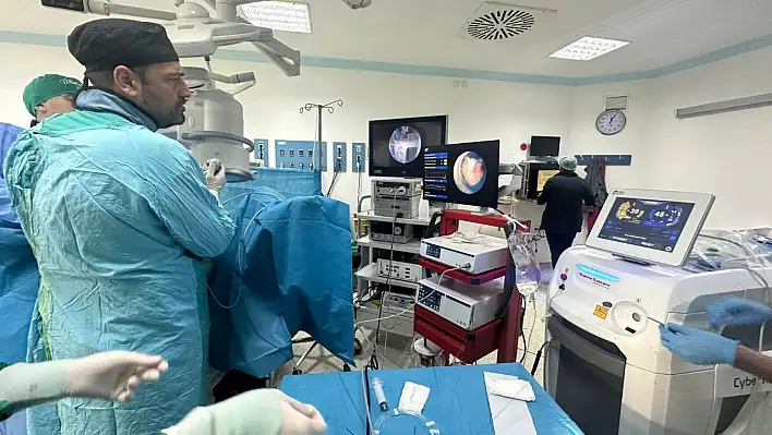 Erciyes Üniversitesi Hastaneleri referans merkez olma yolunda hızla ilerliyor!