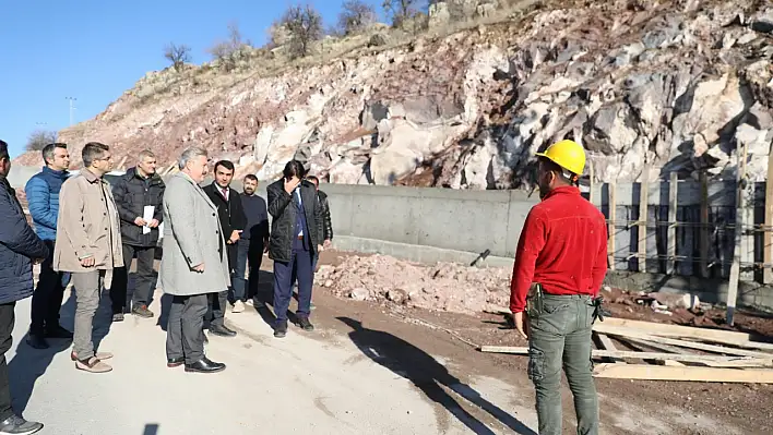 Erenköy Mahallesinde çalışmalar yoğun bir şekilde devam ediyor