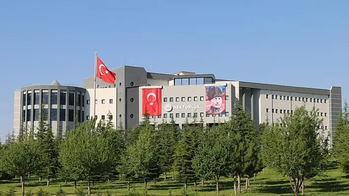 ERÜ'den gururlandıran başarı: Türkiye 5'incisi oldu!