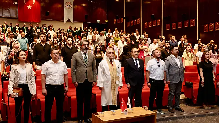 ERÜ İİBF ve Adalet MYO'da mezuniyet kutlaması!