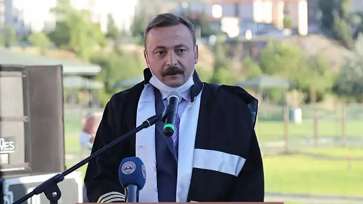 ERÜ Rektör Yardımcısı Prof. Dr. Hakan Aydın'dan çarpıcı medya analizi!