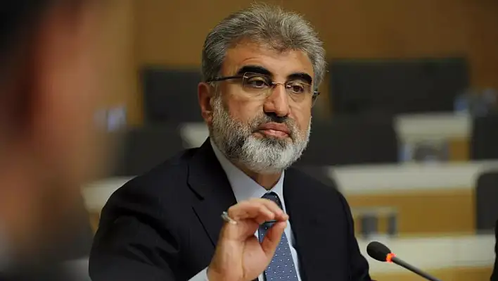 Eski Bakan Yıldız'a acı haber...