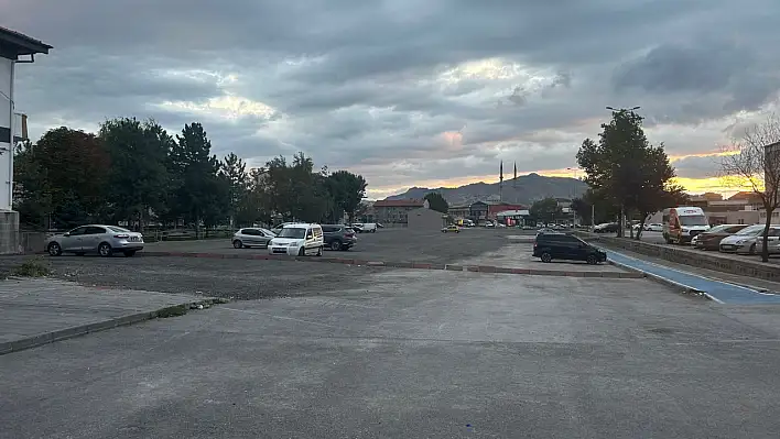 Eski hastane arazisi otopark sorununa çözüm oldu!