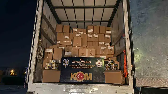 Evden eve nakliyat kamyonunda milyonlarca kaçak makaron yakalandı