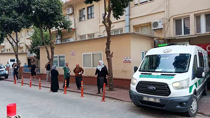 Adana'da kazada hayatını kaybeden Defne bebek ve sürücünün naaşı adli tıptan alındı