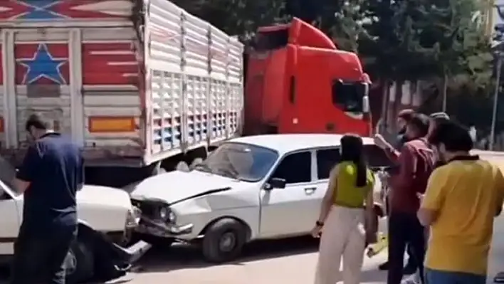 Freni Tutmayan Tır, Bakın Nasıl Durdu?