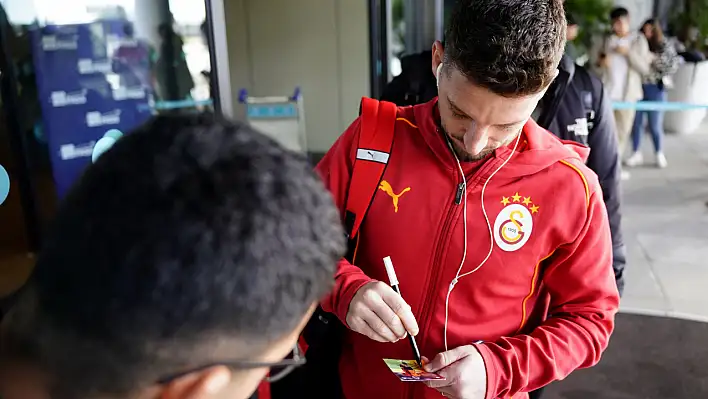 Galatasaray Kayseri'de coşkuyla karşılandı