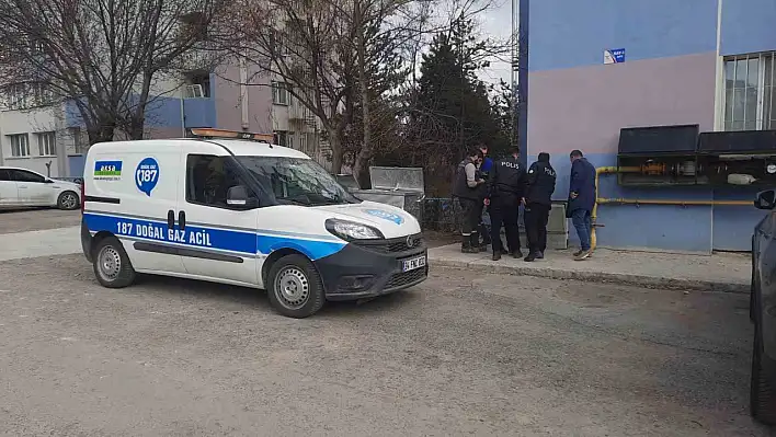 Yoğun Gaz Kokusu Paniğe Yol Açtı