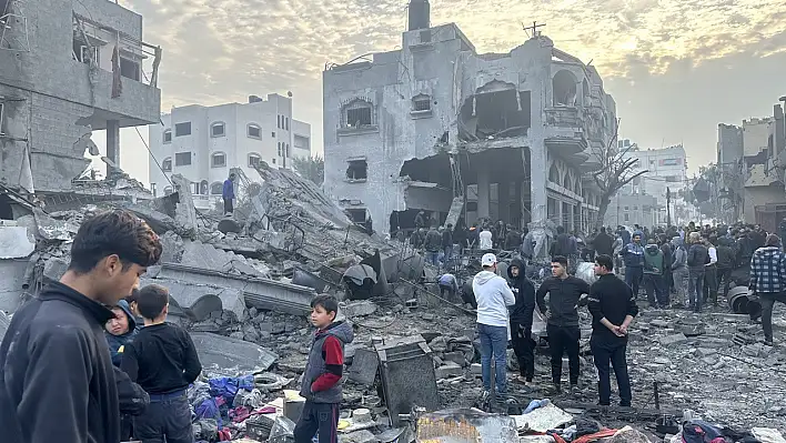 Gazze'de can kaybı 56 bin 331'e yükseldi