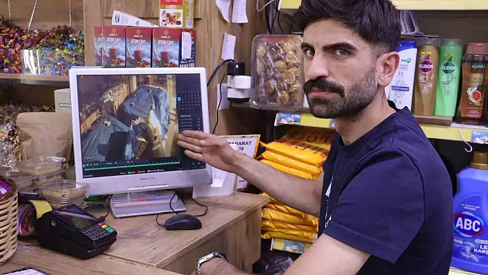 Gece yarısı brandayı keserek hırsızlık yaptılar