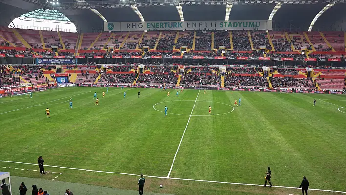 Goller Kayserisporlu oyunculardan geldi! - Kayserispor: 1 - Sivasspor: 1 (İlk yarı sonucu)