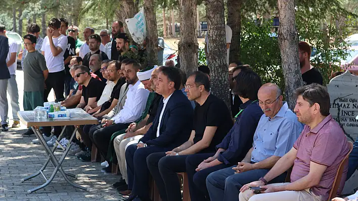 Görevi başında şehit olan Dr. Ekrem Karakaya dualarla anıldı!