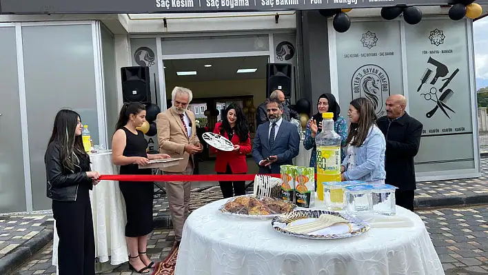 Gülten's ikinci şubesini açtı