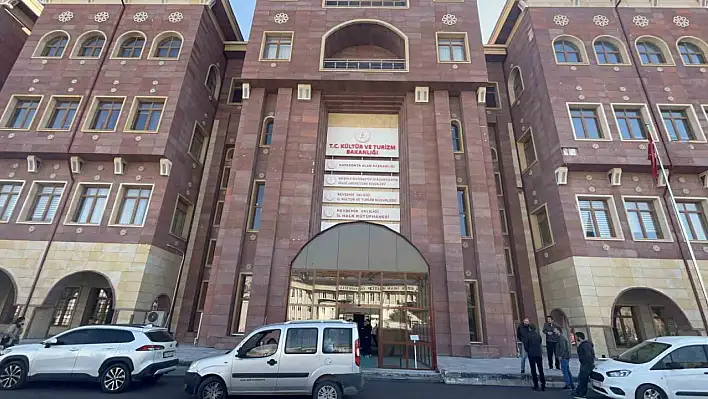 Güvenlik görevlisi iş yerinde ölü bulundu