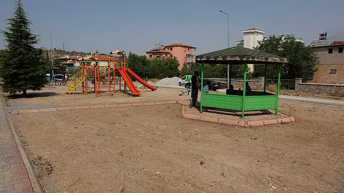 Hacılar'da parklar yenileniyor, yeni projeler yolda