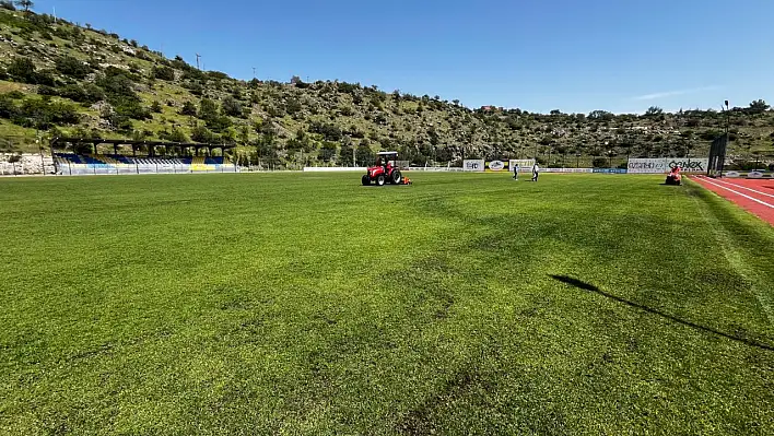 Hacılar'da Stadyum Yenileniyor
