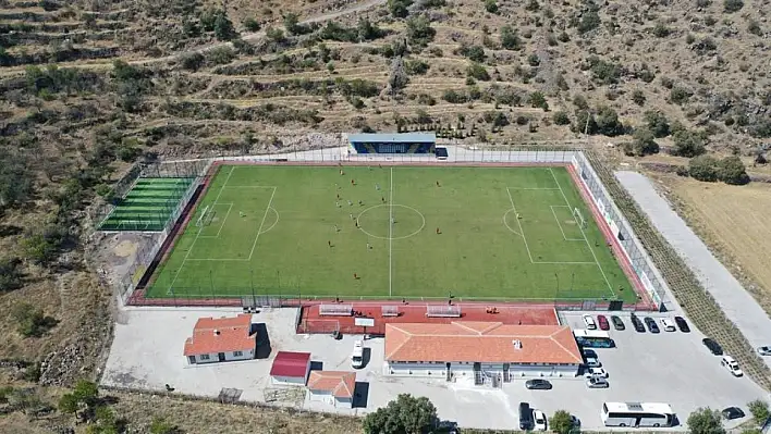 Kayseri futboluna hizmet eden stadyum göz dolduruyor