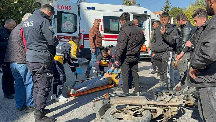 Antalya'da feci kaza: Motosiklet sürücüsü ağır yaralandı