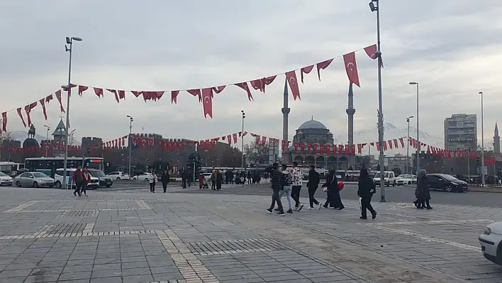 Her hafta sayıları azalıyor: Kayseri'yi terk ediyorlar!
