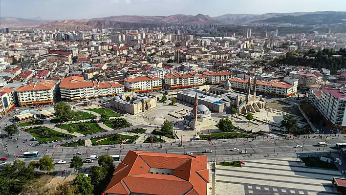 Herkes memleketinde yaşasaydı Sivas en kalabalık 7. il olacaktı