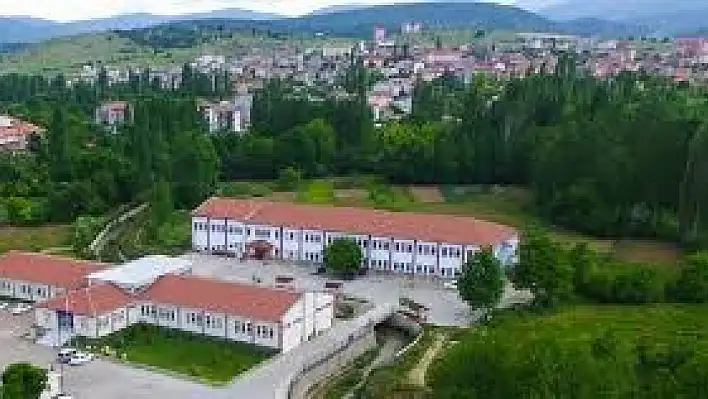 Hisarcık MYO'da 2 akademik personele akademik teşvik ödülü