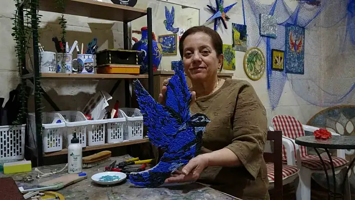 Hobi olarak başladığı mozaik sanatı ile dünyaya açılmak istiyor!
