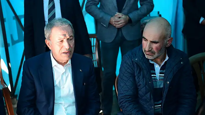 Hulusi Akar, Bozlağan ailesinin yanında!