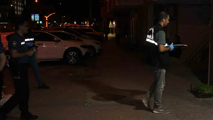 Kayseri'de husumetlileri çiçekçiyi bastı, silahla saldırdı!